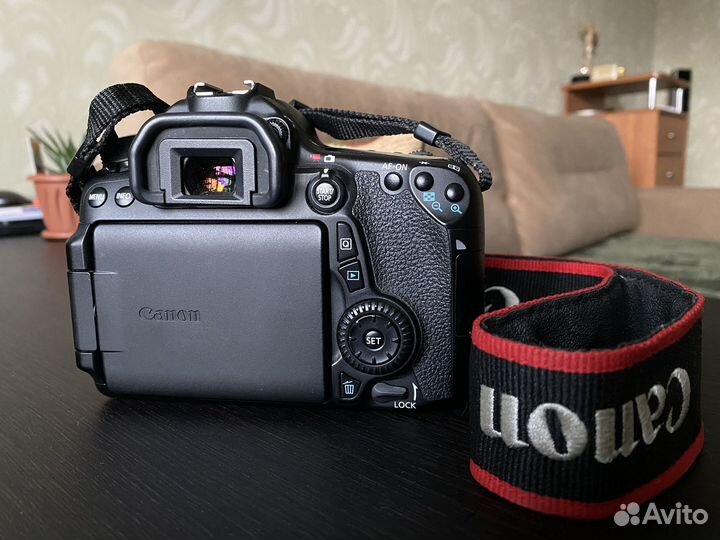 Canon EOS 70D + Canon EF 50mm f/1.8 STM