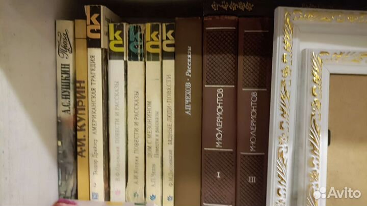 Книги, очень много