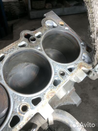 Блок двигателя BMW 5 E39 M52 2.5I один ванос