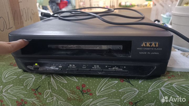 Видеомагнитофон Akai