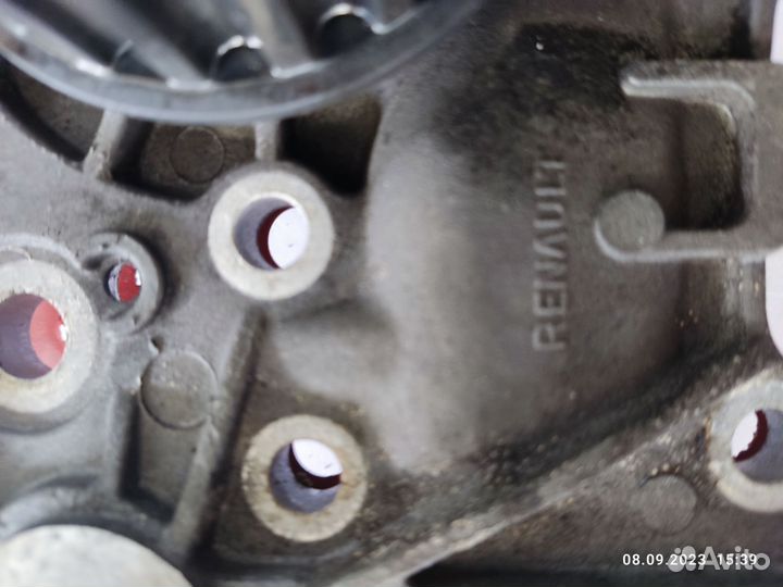 Водяной насос помпа Renault