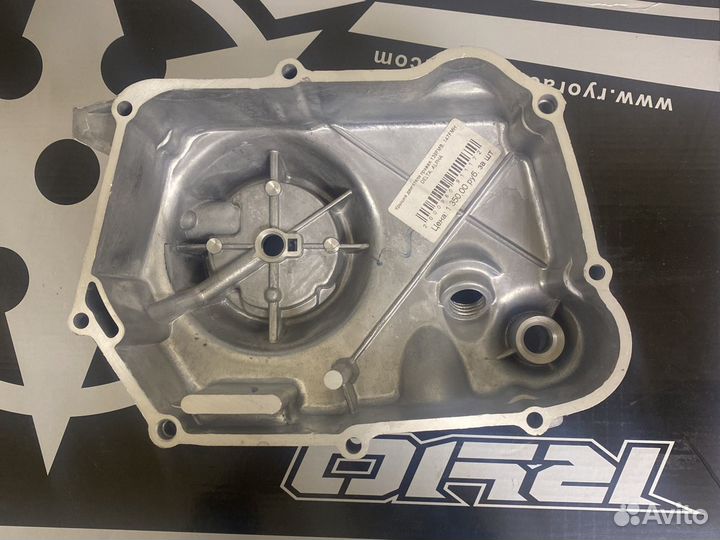 Правая крышка двигателя Alpha 139FMB (50-110сс)