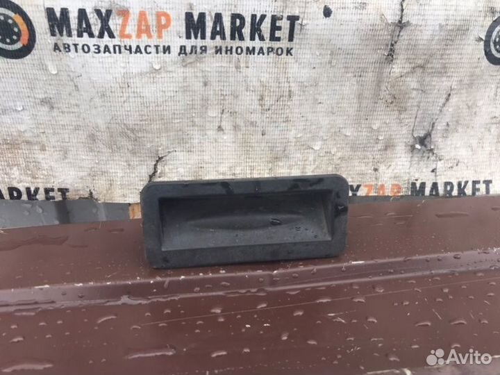 Кнопка багажника Ford Focus 2 седан 1.8 2010