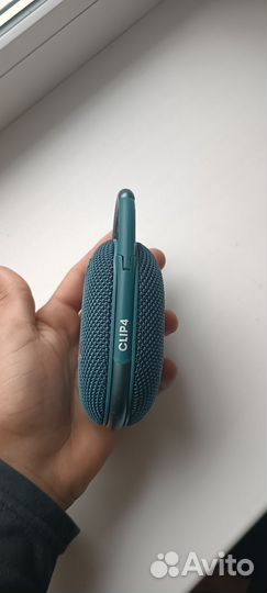 Продаю колонку JBL Clip4