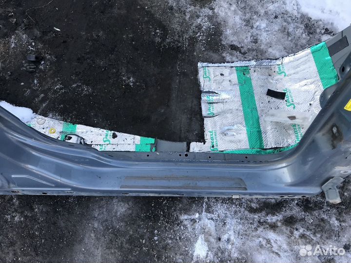 Б/У Б/У Порог со стойкой правый 31265864 volvo