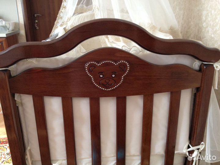 Детская кроватка