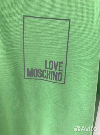 Поло Love Moschino
