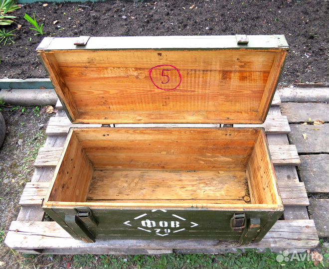 Ящик деревянный СССР для хранения с замками