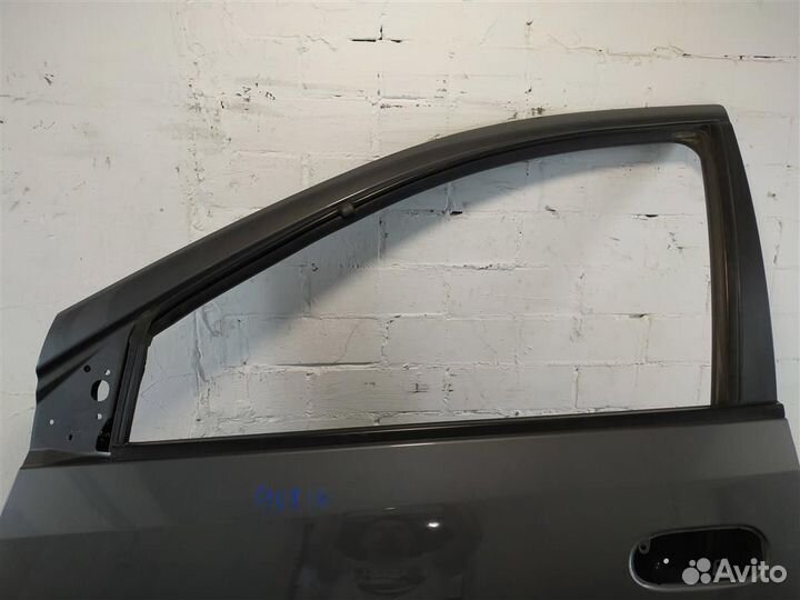 Дверь передняя левая Nissan Almera Tino 2005