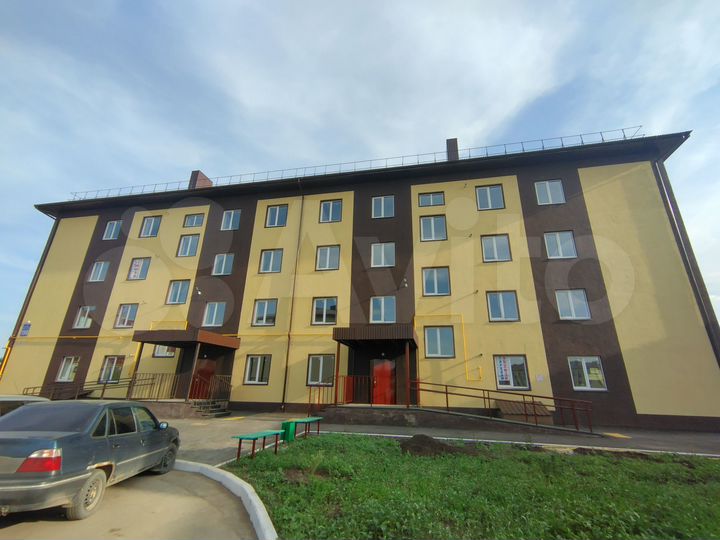 2-к. квартира, 53 м², 2/4 эт.