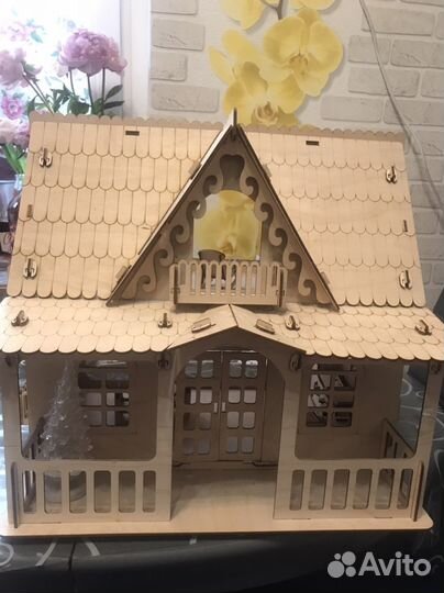 Домик кукольный
