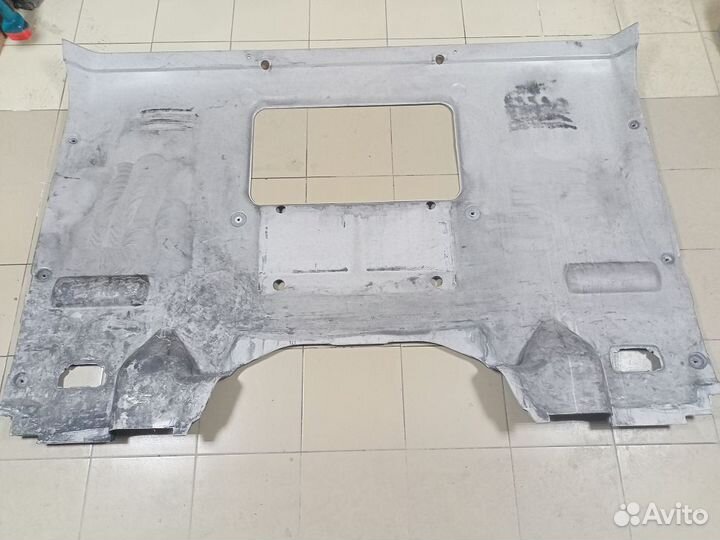 Scania Обшивка задней стенки кабины