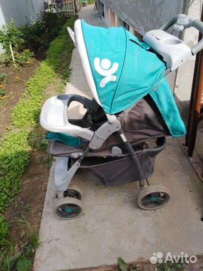 Прогулочная коляска