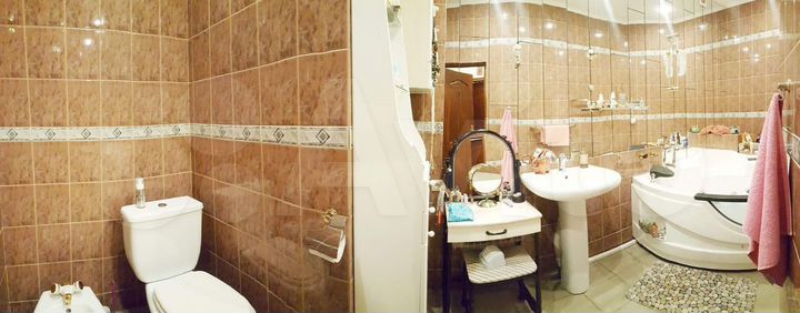 6-к. квартира, 230 м², 5/5 эт.