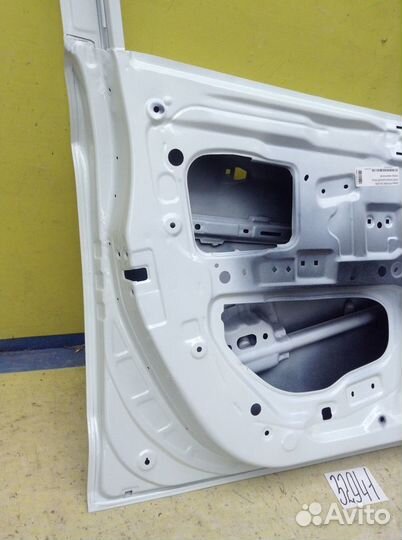 Hyundai Solaris седан Дверь Передняя Левая
