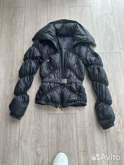 Calvin klein куртка,Armani 44