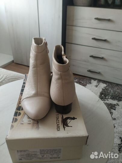 Весенние полусапожки