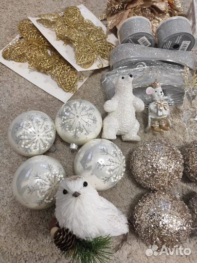 Елочные игрушки