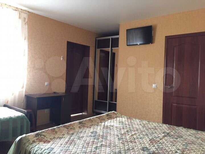 Комната 25 м² в 2-к., 2/2 эт.