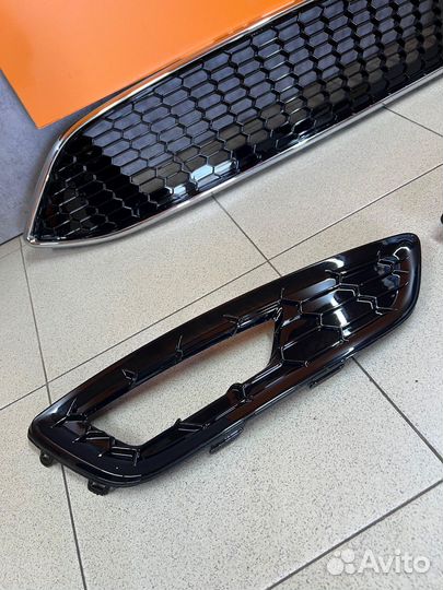 Решетки Сотые на Форд Фокус 3 2015-2019