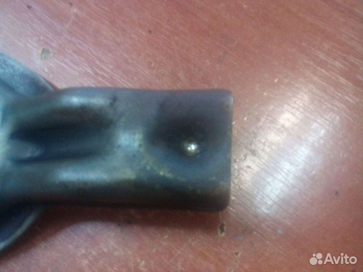 Вилка сцепления Sprinter 2.9TDI A9012500021