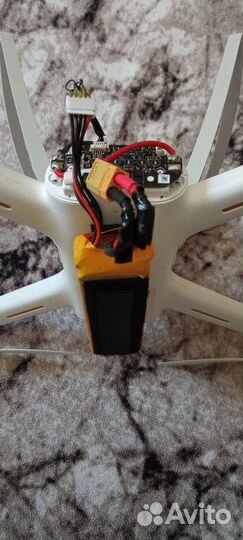 Квадрокоптер mi drone