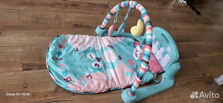 Развивающий коврик с пианино