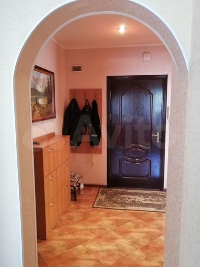 3-к. квартира, 98,4 м², 2/8 эт.