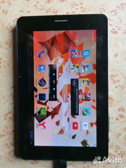 Планшет Megafon Login 2