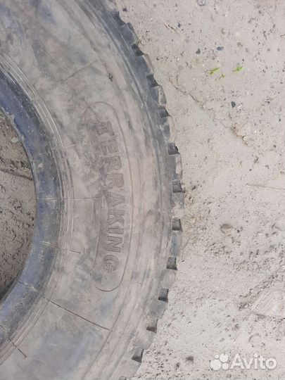 Резина 10.00r20