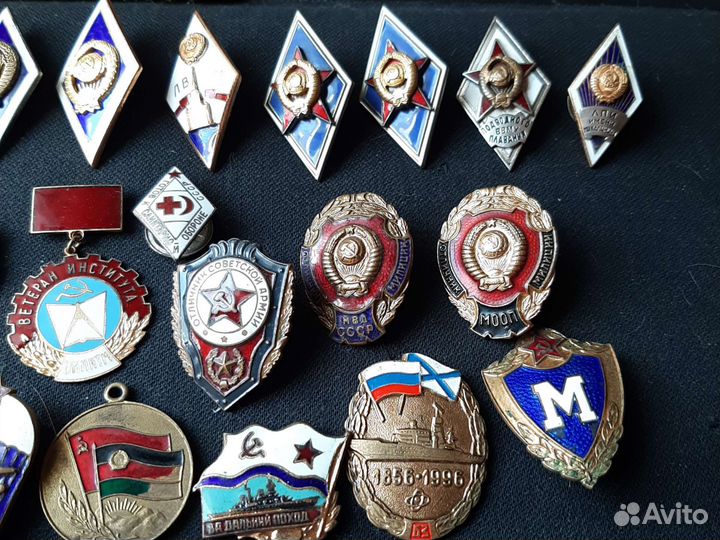 Тяжелые значки СССР