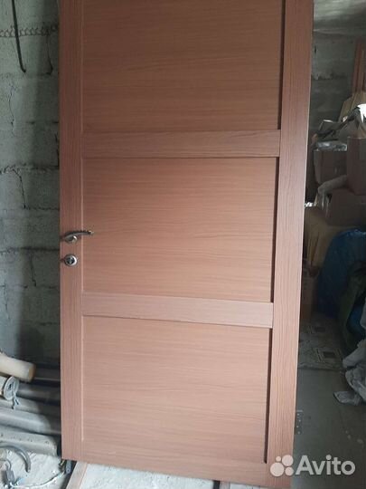 Продам двери