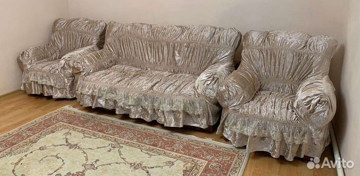 Чехлы на диваны
