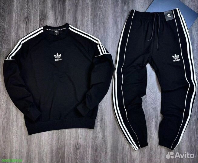 Спортивный костюм