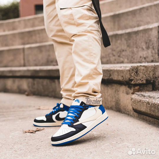 Кроссовки Air Jordan 1 Low Travis Scott x Fragment