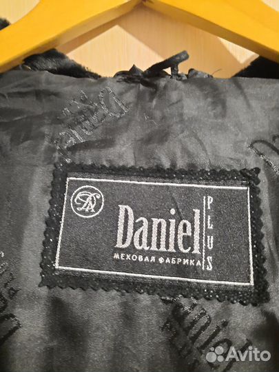 Шуба мутоновая с норкой