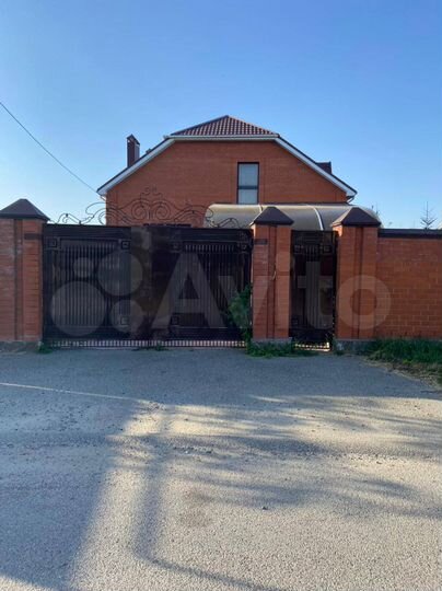 Дом 217 м² на участке 7,1 сот.