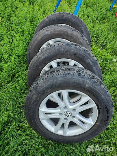 Continental ContiCrossContact LX2 215/65 R16