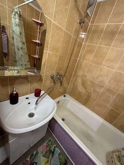 2-к. квартира, 60 м², 3/5 эт.