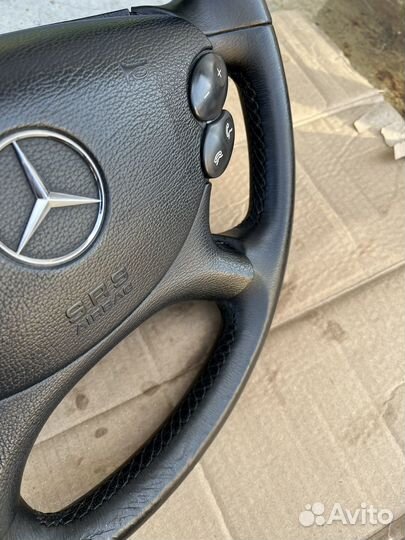 Руль с подушкой безопасности Мерседес е211