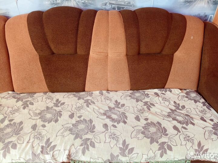 Угловой диван бу