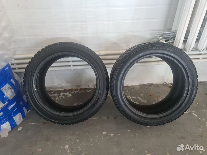 Dunlop SP Winter Ice 01 235/45 R17 97T