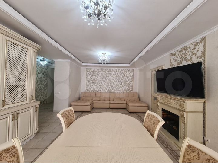 3-к. квартира, 125 м², 3/7 эт.