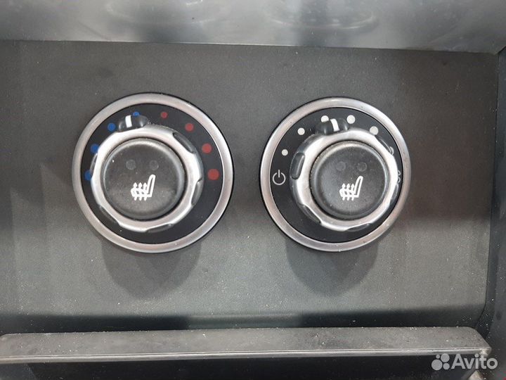 Подлокотник для Land Rover Range Rover 3 LR027766