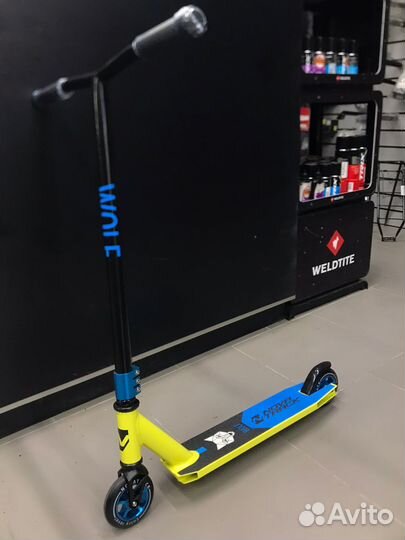 Трюковой самокат стрит