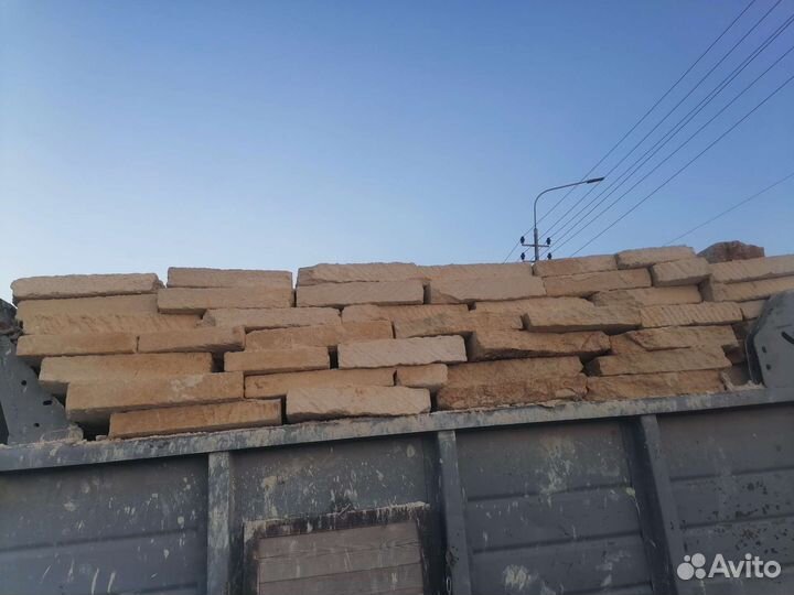 Траншейный камень