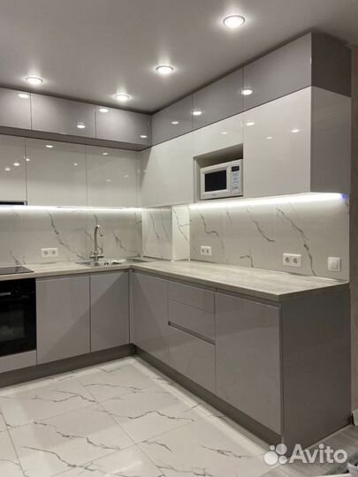 Кухня новая