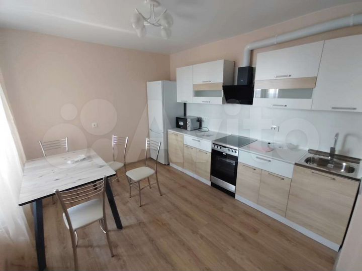 1-к. квартира, 42 м², 21/25 эт.