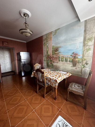 2-к. квартира, 90 м², 10/16 эт.