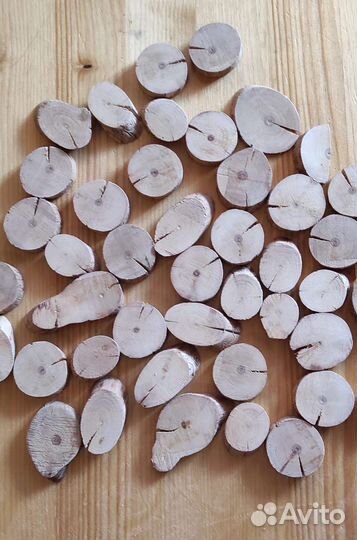 Спилы дерева (вишня)